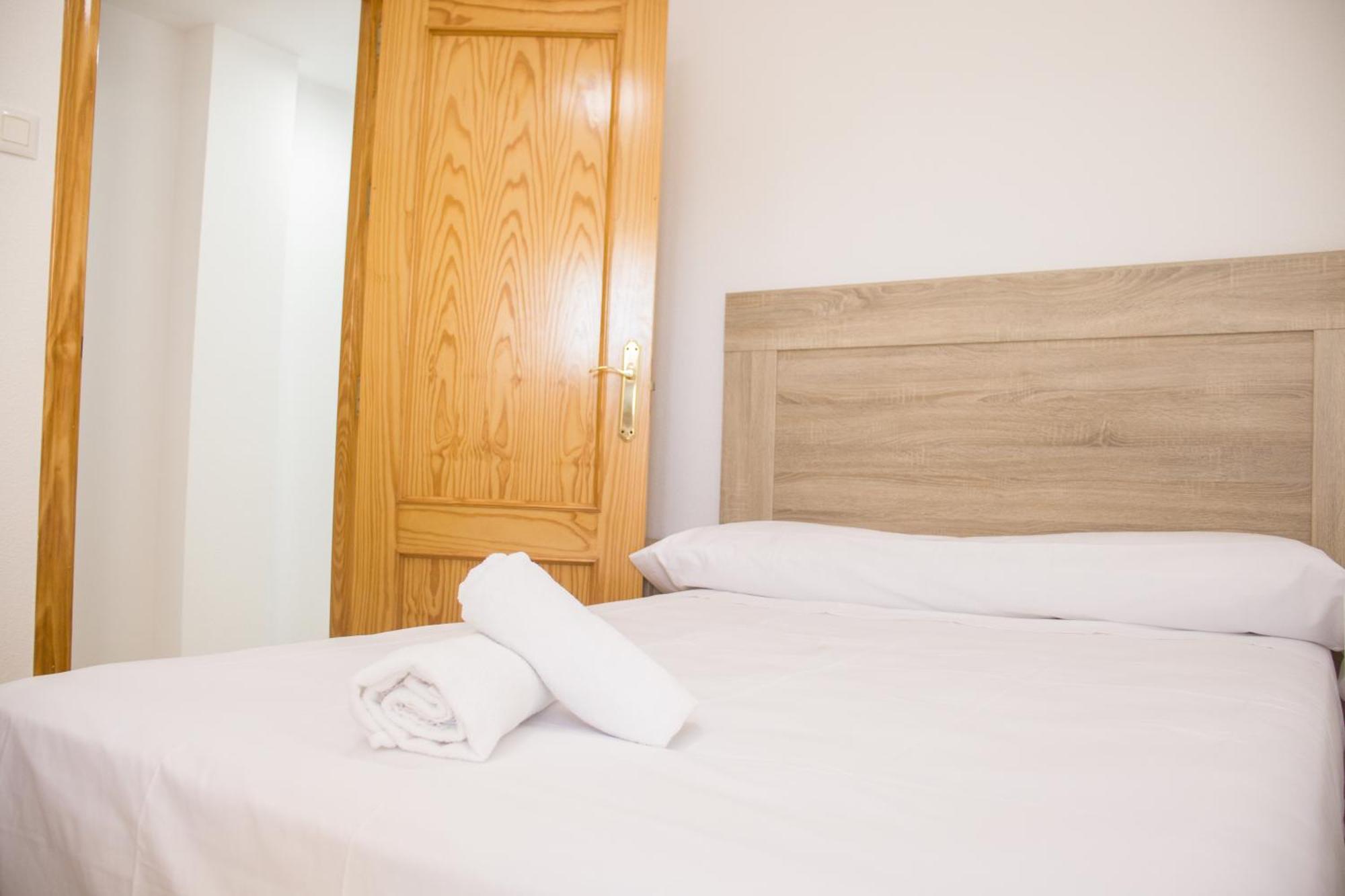 Apartamentos Luna De Águilas Exteriör bild